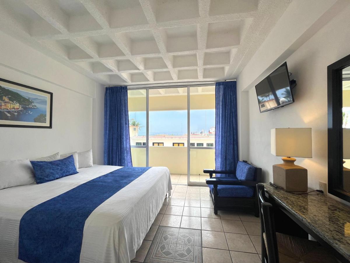 Hotel Delfin Пуерто Валярта Екстериор снимка
