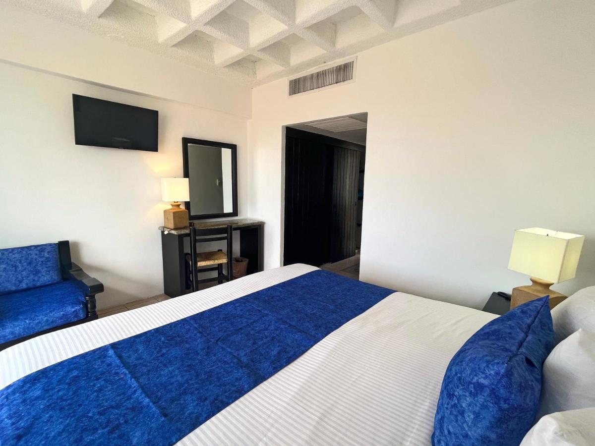 Hotel Delfin Пуерто Валярта Екстериор снимка