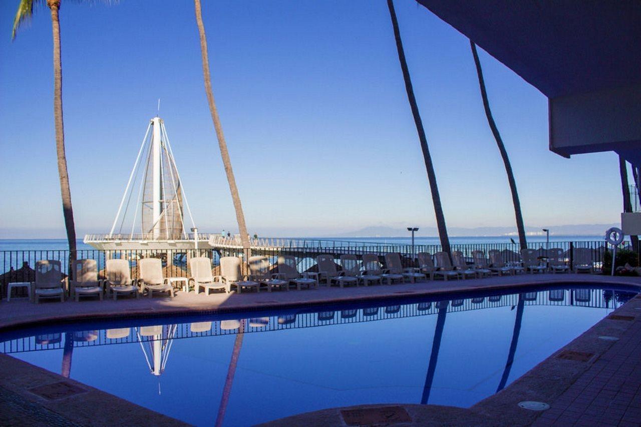 Hotel Delfin Пуерто Валярта Екстериор снимка